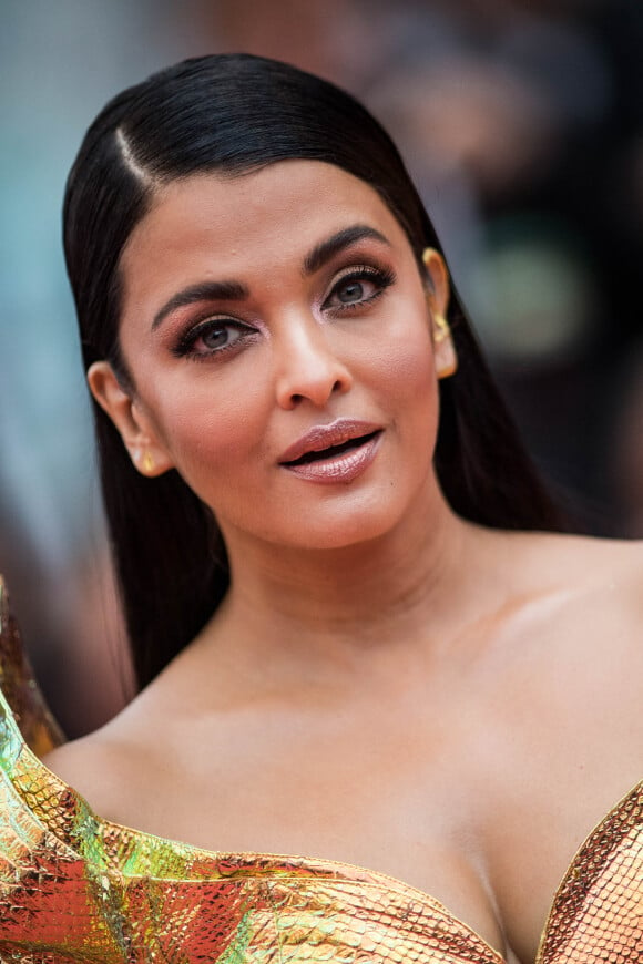Aishwarya Rai - Montée des marches du film "A Hidden Life" lors du 72e Festival International du Film de Cannes. Le 19 mai 2019. © Jacovides-Moreau / Bestimage