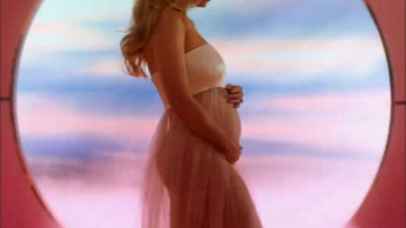 Katy Perry enceinte : la marraine improbable de sa fille