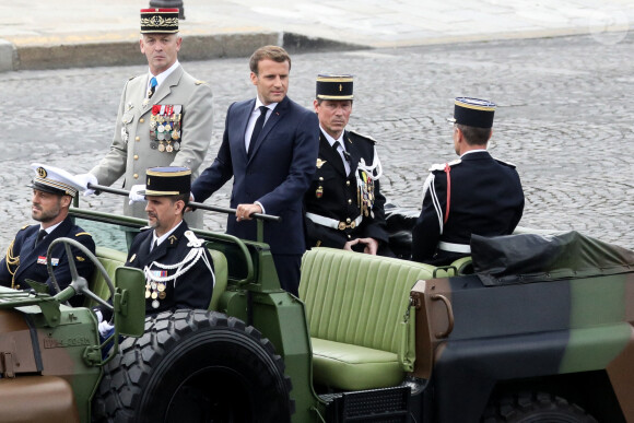 Le président Emmanuel Macron, François Lecointre, d'État-Major des armées lors de la cérémonie du 14 juillet à Paris le 14 juillet 2020. © Stéphane Lemouton / Bestimage