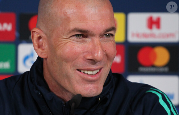 Zinedine Zidane, entraineur du Real Madrid, lors d'une conférence de presse à Madrid le 25 février 2020. © Irina R. H/AFP7 via ZUMA Wire / Bestimage
