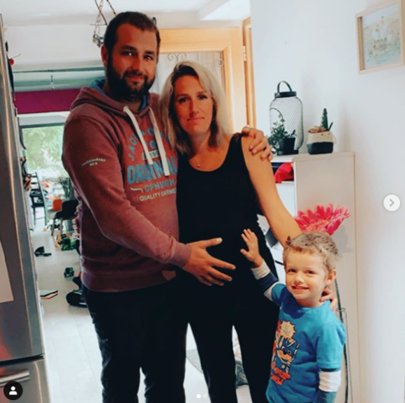 Claire ("L'amour est dans le pré 2015") enceinte de son deuxième enfant. Elle est en couple avec Sébastien et maman de Mathéo. Photo datant de 2020.