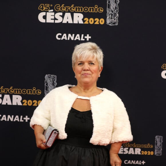 Mimie Mathy - Tournage de la série " Dix Pour Cent " lors de la 45ème cérémonie des César à la salle Pleyel à Paris, le 28 février 2020. © Dominique Jacovides/Olivier Borde/Bestimage