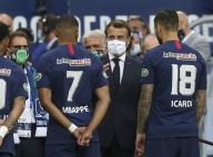 Emmanuel Macron et Mbappé complices au Stade de France, avant la chute