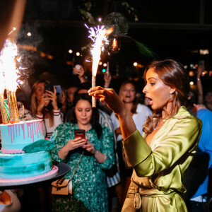 Exclusif - Malika Ménard (Miss France 2010) fête son 33ème anniversaire sur le bateau Les Jardins du Pont Neuf. Paris le 23 juillet 2020. © Rachid Bellak/Bestimage