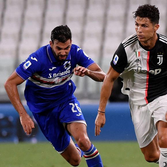 Cristiano Ronaldo et la Juventus Turin sacrés champions d'Italie après leur victoire contre la Sampdoria. Turin, le 26 juillet 2020.