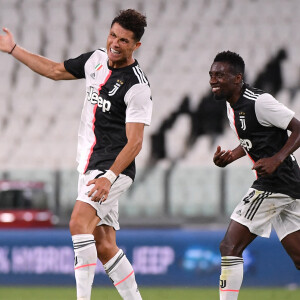 Cristiano Ronaldo et la Juventus Turin sacrés champions d'Italie après leur victoire contre la Sampdoria. Turin, le 26 juillet 2020.