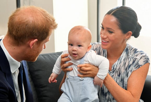 Meghan Markle, le prince Harry et leur fils Archie, le 25 septembre 2019 à Cape Town, en Afrique. 