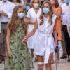 Le roi Felipe VI d'Espagne avec la reine Letizia et leurs enfants, la princesse Leonor et l'infante Sofia visitent le lieu de naissance du prêtre missionnaire franciscain espagnol Junípero Serra à Petra sur l'île de Majorque aux Baléares, le 10 août 2020