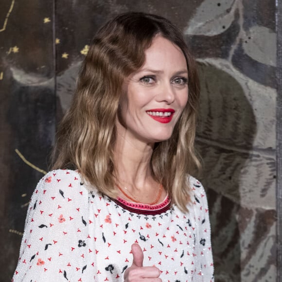 Vanessa Paradis lors du photocall du défilé Chanel Métiers d'Art 2019 / 2020 au Grand Palais à Paris le 4 décembre 2019. © Olivier Borde / Bestimage