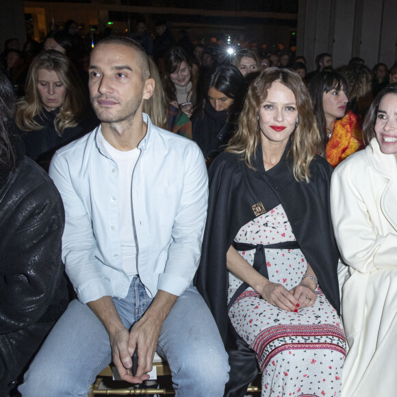 Vanessa Paradis, Elodie Bouchez et Nicolas Maury - Front row du défilé Chanel Métiers d'Art 2019 / 2020 au Grand Palais à Paris le 4 décembre 2019 © Olivier Borde / Bestimage