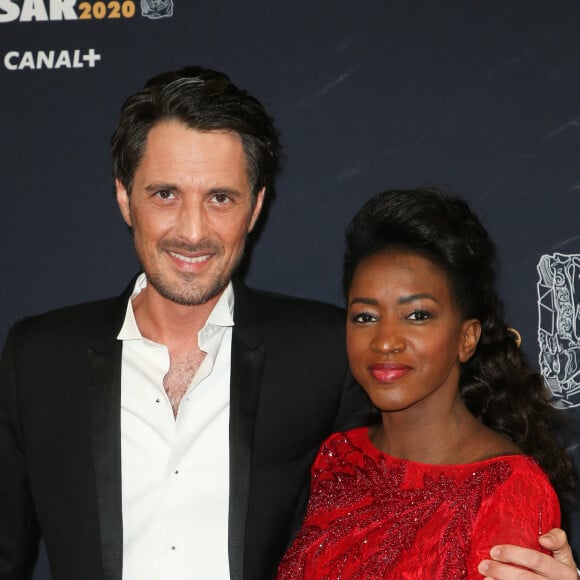 Vincent Cerutti et sa compagne Hapsatou Sy lors du photocall lors de la 45ème cérémonie des César à la salle Pleyel à Paris le 28 février 2020 © Dominique Jacovides / Olivier Borde / Bestimage