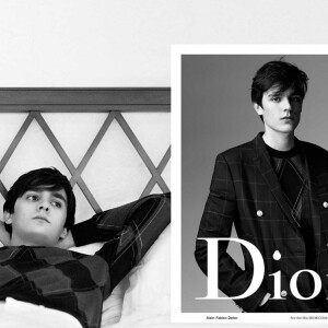 Alain-Fabien Delon pose pour la nouvelle campagne printemps/été 2016 de Dior Hommes.