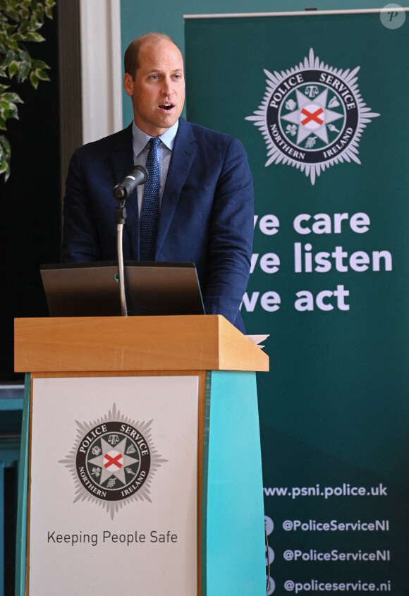 Le prince William, duc de Cambridge, visite l'école de police de Belfast, dans le cadre de son déplacement officiel en Irlande du Nord, le 9 septembre 2020.