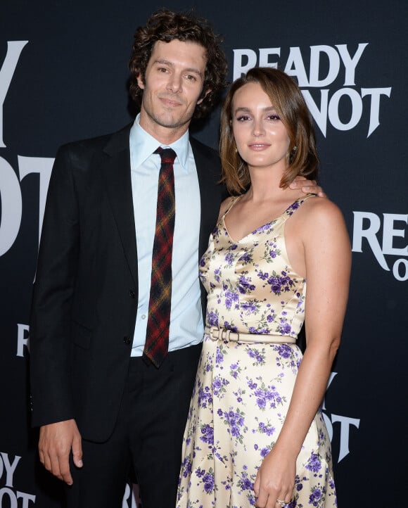 Adam Brody et sa femme Leighton Meester à la première du film "Ready or Not" au cinéma ArcLight à Los Angeles, Californie, Etats-Unis, le 19 août 2019.