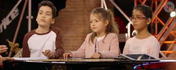 Battle entre Kanesha, Léna et Nathan dans "The Voice Kids 2020", le 19 septembre, sur TF1