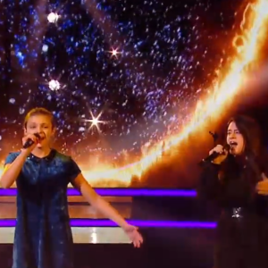 Chiara, Stéfi et Chloé pendant les battles de The Voice Kids saison 7 - samedi 26 septembre 2020, TF1