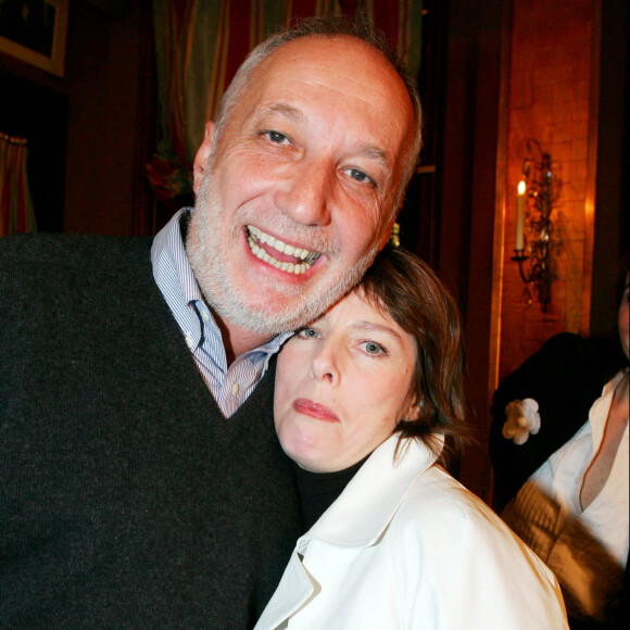 Exclusif - François Berléand et Karin Viard - Dîner des nominés des César au Fouquet's.