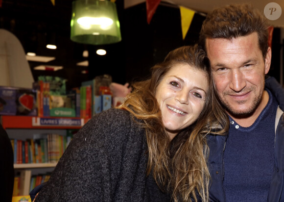 Naissance - Benjamin Castaldi et Aurore Aleman sont parents d'un petit garçon - Exclusif - Benjamin Castaldi avec sa femme Aurore Aleman - Sortie livre de Valérie Bénaïm à la librairie Eyrolles à Paris le 13 octobre 2019. © Cédric Perrin /Bestimage 