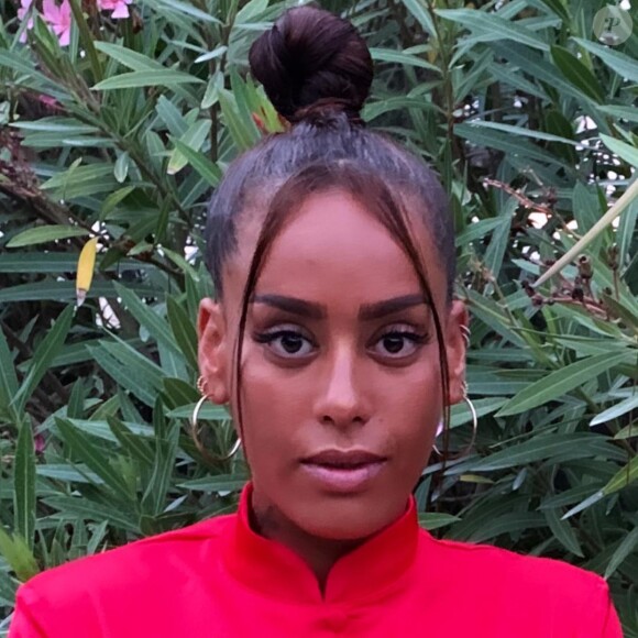 Amel Bent sur Instagram (2020).