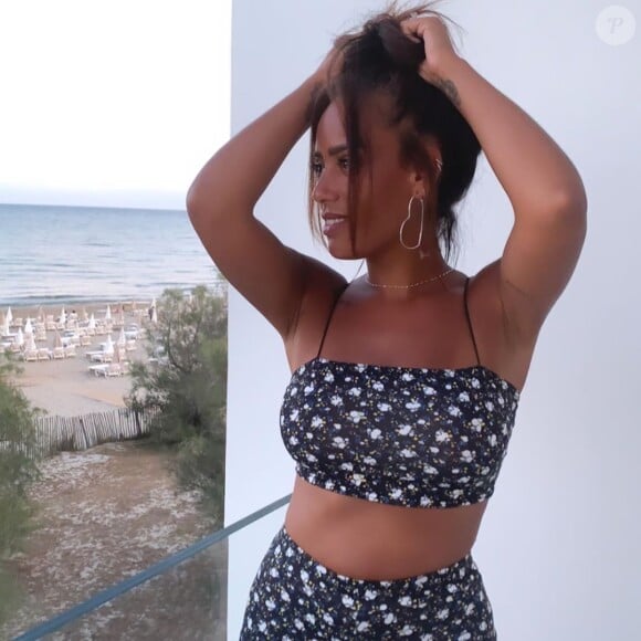 Amel Bent sur Instagram (2020).