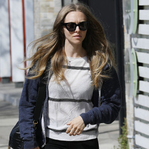 Amanda Seyfried se rend à son cours de gym à Los Angeles, le 9 mars 2020.