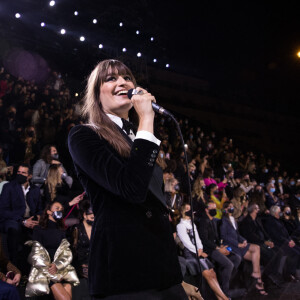 Clara Luciani - Défilé Etam Live Show 2020 à Paris le 29 septembre 2020. © Pool Agence Bestimage