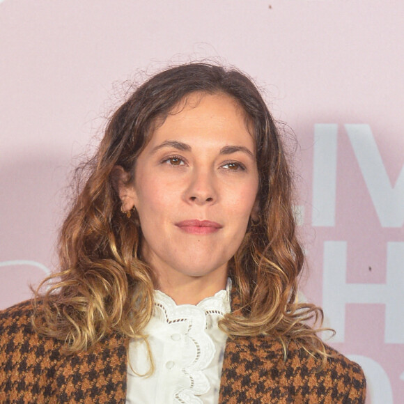Alysson Paradis - Photocall du défilé Etam Live Show 2020 à Paris le 29 septembre 2020. © Pool Agence Bestimage