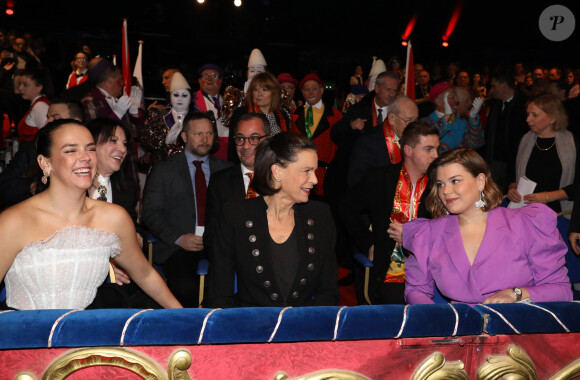 La princesse Stéphanie de Monaco et ses filles Pauline Ducruet et Camille Gottlieb lors du 44ème Festival International du Cirque de Monte-Carlo. Le 17 janvier 2020 © J.C. Vinaj / Pool / Bestimage