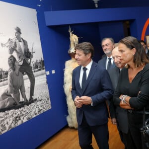 Exclusif - Christian Estrosi, le maire de Nice, et la princesse Stéphanie de Monaco durant le vernissage de l'exposition Le Cercle Enchanté, Collections du Docteur Alain Frère, au musée Masséna à Nice le 7 novembre 2019. © Olivier Huitel/PRM/Bestimage