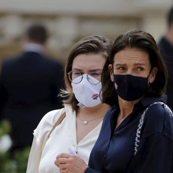 La princesse Stéphanie de Monaco et ses filles Camille Gottlieb et Pauline Ducruet - Inauguration de la place du Casino en présence du couple princier à Monaco le 2 juin 2020. Les participants portent des masques pour se protéger de l'épidémie de Coronavirus (Covid-19). © Dylan Meiffret / Nice Matin / Bestimage