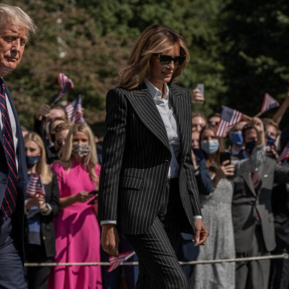 Le président Donald Trump et la première dame Melania Trump quittent La Maison Blanche pour se rendre à Cleveland dans l'Ohio, le 29 septembre 2020