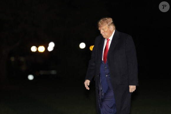 Le président américain Donald J.Trump arrive à la Maison Blanche à son retour de Bedminster, à Washington, The District, Etats-Unis, le 1er octobre 2020. L