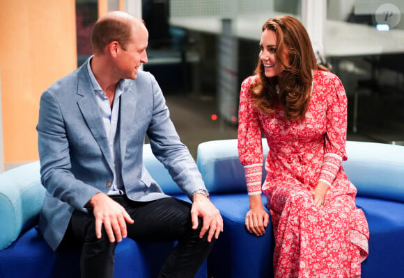 Le prince William, duc de Cambridge, et Kate Middleton, duchesse de Cambridge, visitent un "Job Centre" de Londres, le 15 septembre 2020.