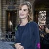 Louise Bourgoin enceinte de son deuxième enfant au défilé L'Oreal Paris à la Monnaie de Paris pendant la fashion week. © Olivier Borde / Bestimage