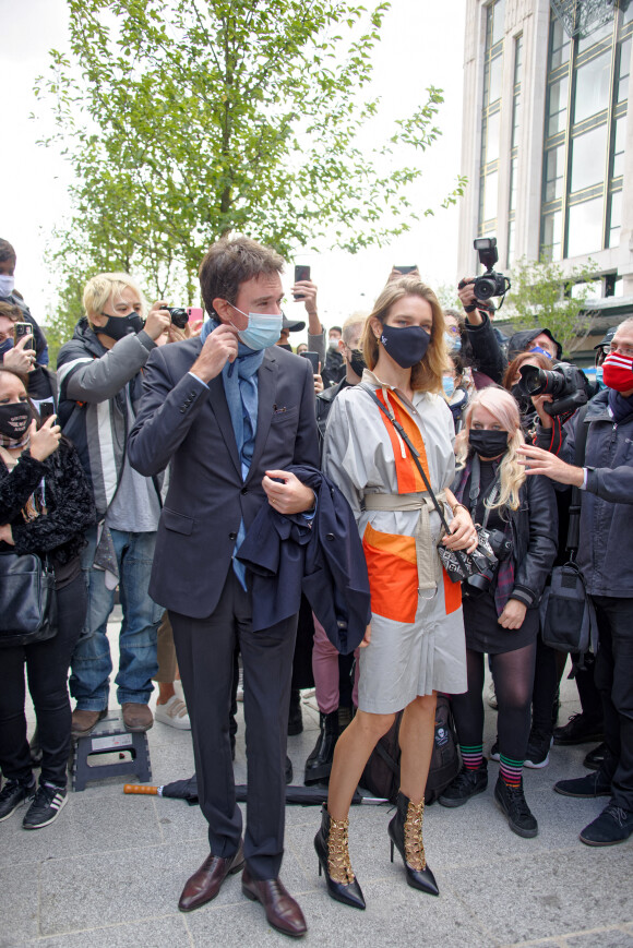 arrive à la Samaritaine pour assister au défilé de mode Louis Vuitton prêt-à-porter printemps-été 2021. Paris, le 6 octobre 2020 © Veeren Ramsamy-Christophe Clovis / Bestimage
