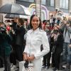 Laura Harrier arrive à la Samaritaine pour assister au défilé de mode Louis Vuitton prêt-à-porter printemps-été 2021. Paris, le 6 octobre 2020 © Veeren Ramsamy-Christophe Clovis / Bestimage
