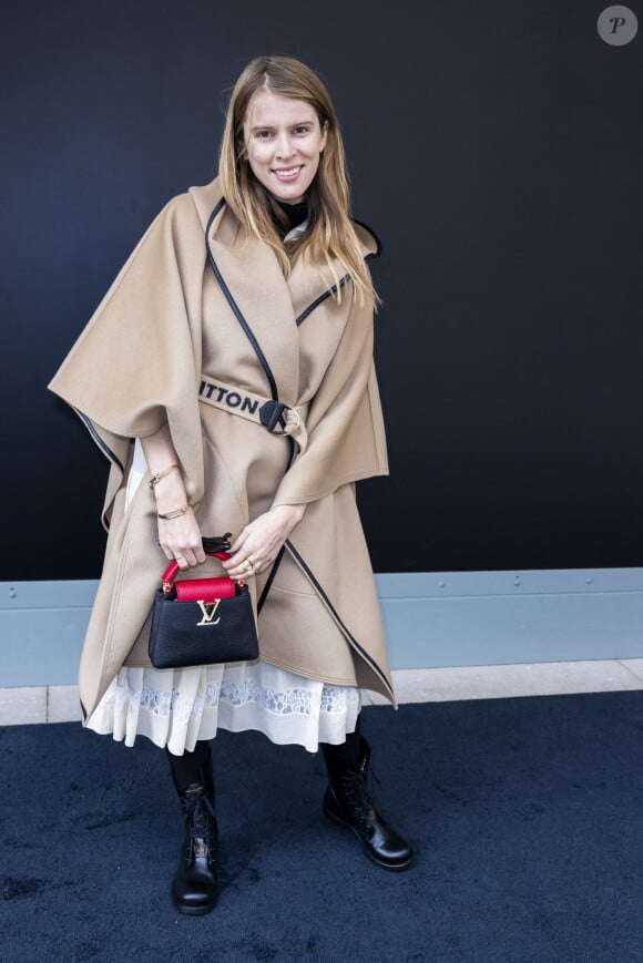 Monica de la Villardière lors du défilé de mode prêt-à-porter printemps-été 2021 "Louis Vuitton" à La Samaritaine à Paris, le 6 octobre 2020 © Olivier Borde / Bestimage