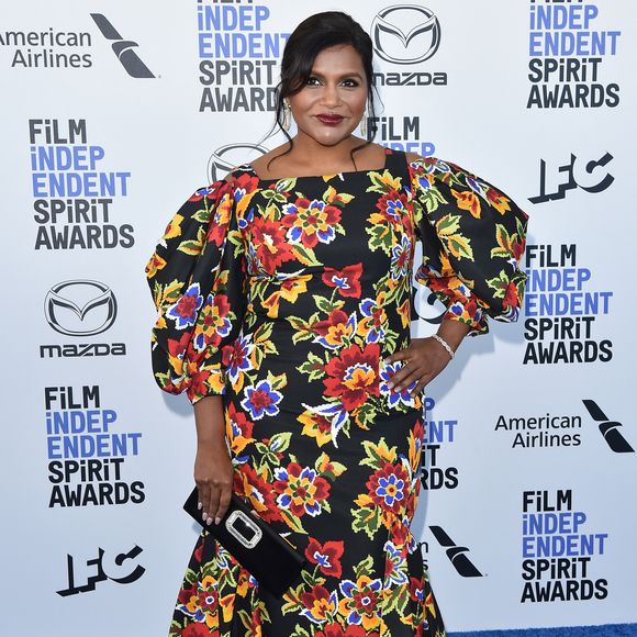 Mindy Kaling au photocall de la soirée de la 35ème édition des Film Independant Spirit Awards à Los Angeles le 8 février 2020.