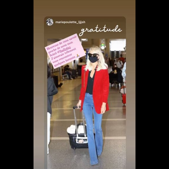 Laeticia Hallyday a quitté Los Angeles le 12 octobre 2020 pour un voyage promotionnel avec ses filles Jade et Joy.