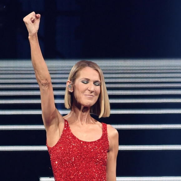 Céline Dion en concert à l'American Airlines Arena dans le cadre de sa tournée "Courage World Tour" à Miami, le 17 janvier 2020. Céline Dion a rendu hommage à sa mère Thérèse Dion décédée le jour même. 
