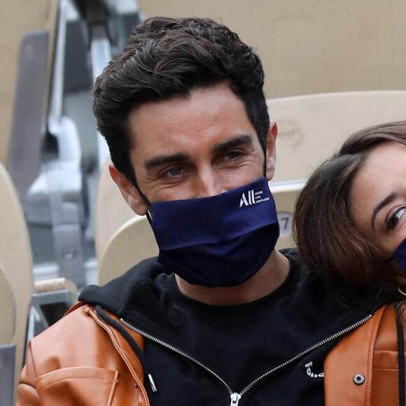 Rachel Legrain-Trapani et son compagnon Valentin Léonard dans les tribunes du tournoi de tennis des Interrnationaux de Roland Garros à Paris. Le 3 octobre 2020 © Dominique Jacovides / Bestimage