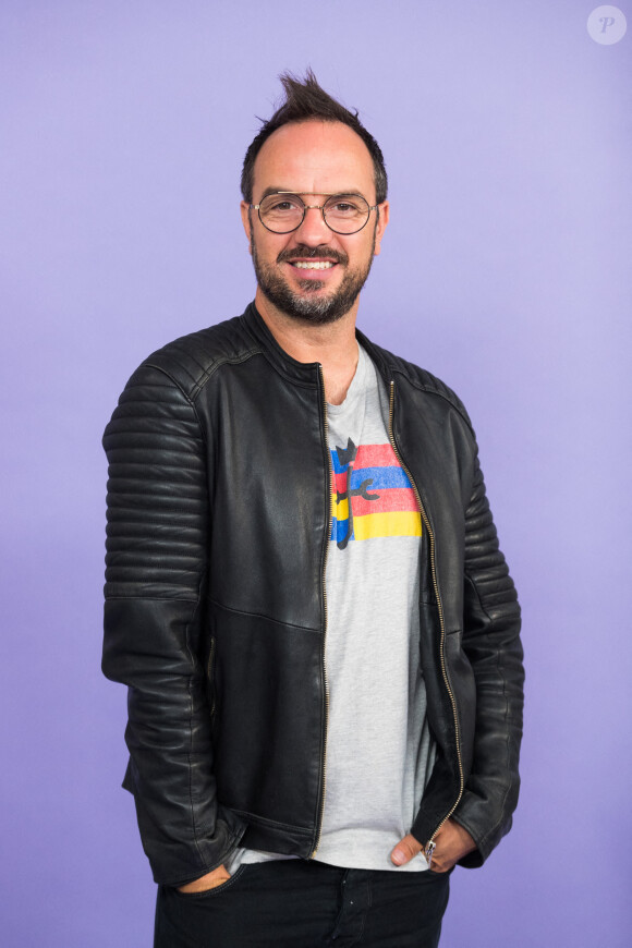 Exclusif - Rendez vous avec Jarry (Anthony Lambert) à Levallois-Perret le 24 septembre 2020. © Tiziano Da Silva / Bestimage