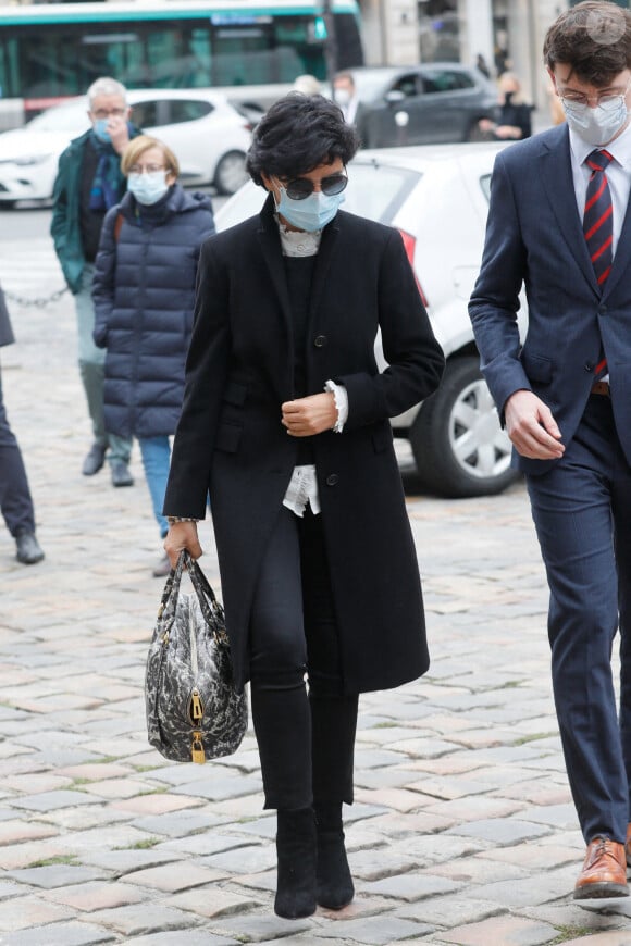 Exclusif - Rachida Dati - Arrivées aux obsèques du chef Gérard Idoux (restaurateur à la tête du Récamier) en l'église de Saint-Germain-des-Prés à Paris, le 08 octobre 2020 © Christophe Clovis / Bestimage