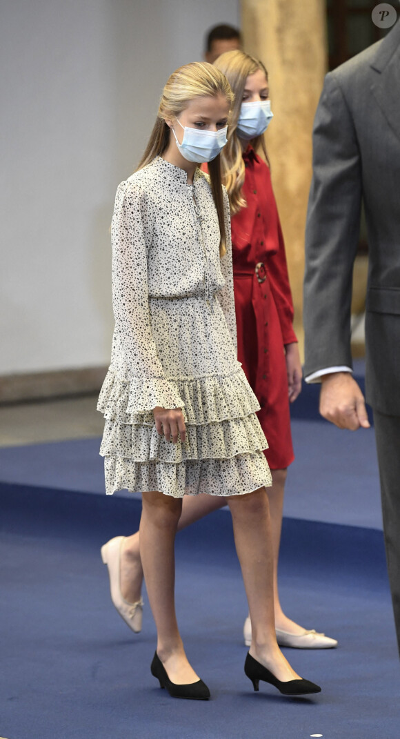 La princesse Leonor et l'Infante Sofia d'Espagne - La famille royale d'Espagne rencontre les lauréats lors de la cérémonie "Princess of Asturias Awards" à l'hôtel de La Reconquista à Oviedo, le 16 octobre 2020.