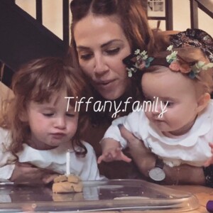 Tiffany de "Mamans & Célèbres" avec ses filles Romy et Zélie, Instagram, le 30