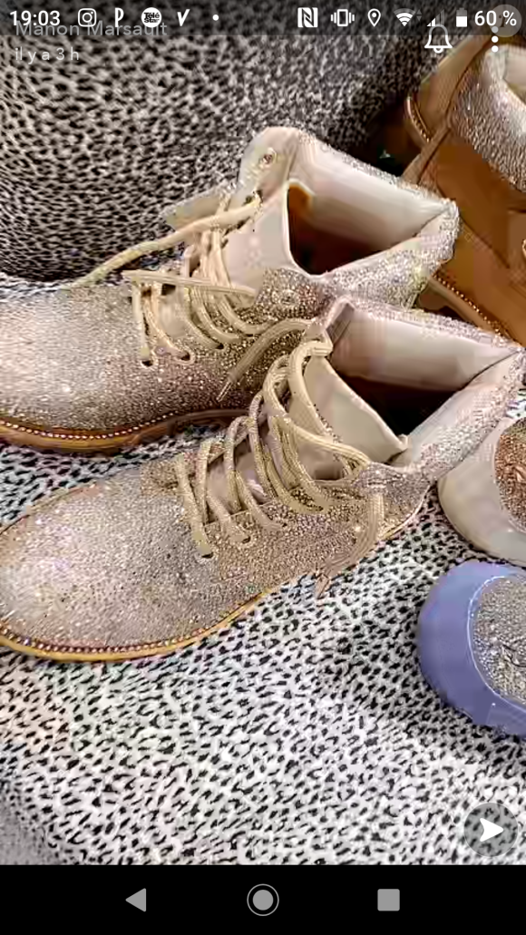 Manon Marsault dévoile ses nouveaux achats de luxe, mardi 20 octobre 2020, sur Snapchat