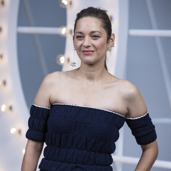 Marion Cotillard - Photocall du défilé de mode prêt-à-porter printemps-été 2021 "Chanel" au Grand Palais à Paris. © Olivier Borde / Bestimage