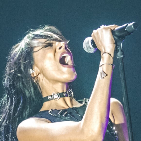 Exclusif - La chanteuse Shy'm en concert aux Folies Bergère à Paris. Le 7 mars 2018 © Cyril Moreau / Bestimage