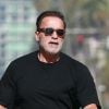 Exclusif - Arnold Schwarzenegger fait du vélo dans le quartier de Santa Monica à Los Angeles pendant l'épidémie de coronavirus (Covid-19), le 21 octobre 2020