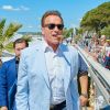 Arnold Schwarzenegger se rend sur le photocall du film "Wonders of the Sea 3D" à lors du 70ème festival de Cannes le 20 mai 2017.